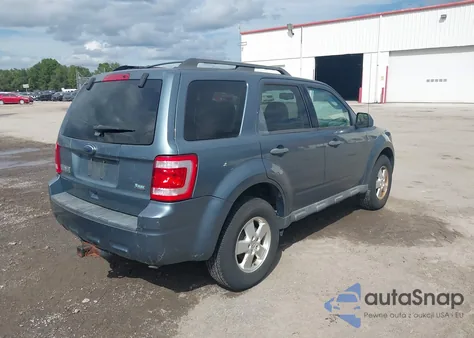 2010 Ford Escape Xlt z USA, uszkodzony, nr VIN 1FMCU9DG5AKD24009